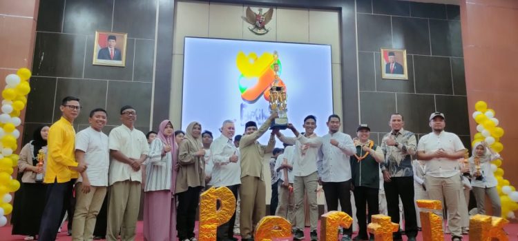 Gugusdepan 08-001 dan 08-002 Gerakan Pramuka Universitas Riau Raih Juara Umum pada Pertika VI UIN Suska Riau Tahun 2024